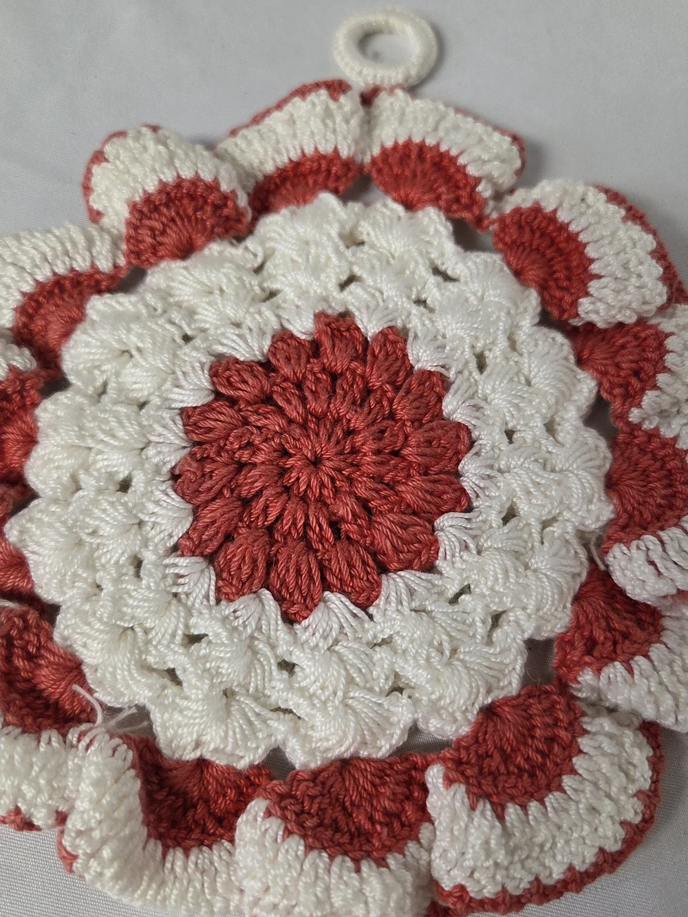 Beautiful Collectible Handmade Crocheted Potholder Red Cream 5